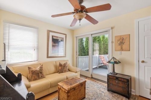 37 Dawson St, Belleville NJ 07109-1709 exterior