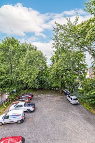 42 Lewis St, Worcester MA 01610-1702 exterior