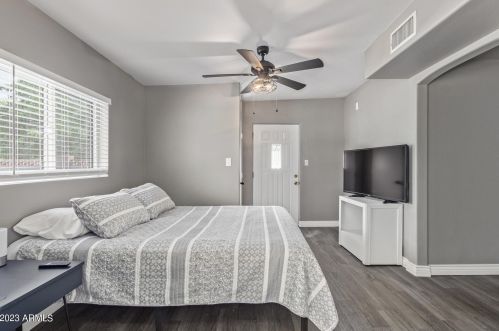 3407 44th Pl, Phoenix AZ  85018-6025 exterior