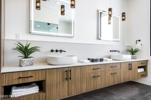 7965 Glenwild Dr, Park City UT 84098-5592 exterior