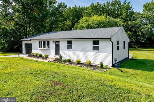 290 Parkville Station Rd, West Deptford NJ  08086-1621 exterior