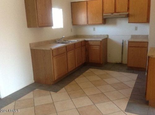 2008 Atlanta Ave, Phoenix AZ  85041-3006 exterior