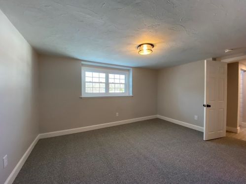 332 East St, West Bridgewater MA  02379-1808 exterior