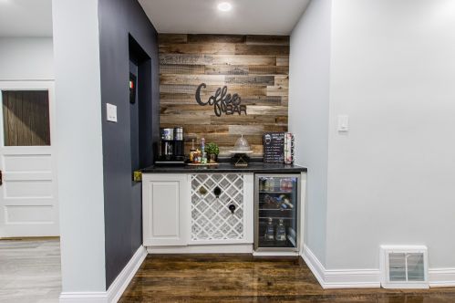 1509 Oak Park Ave, Forest View IL 60402-1340 exterior