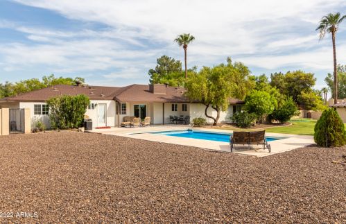 4450 54th St, Phoenix AZ 85018-1905 exterior