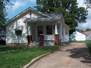 2411 Walnut St, Springfield MO  65806-1435 exterior