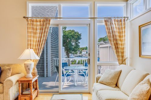 22 Keel De Sac, Falmouth MA 02540 exterior