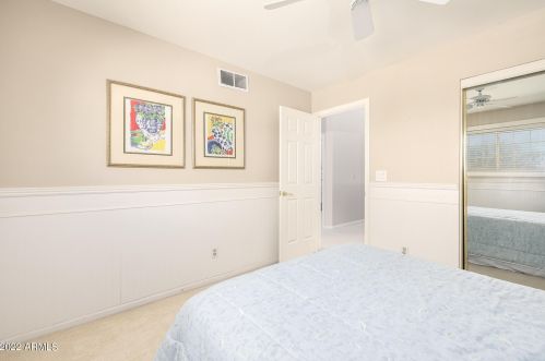 17002 32 Way, Phoenix AZ 85018-3973 exterior