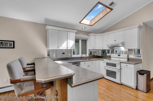 242 Hope Chapel Rd, Jackson Twp NJ  08527-5023 exterior