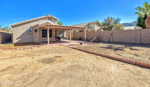 8002 26th St, Phoenix AZ  85042-7056 exterior