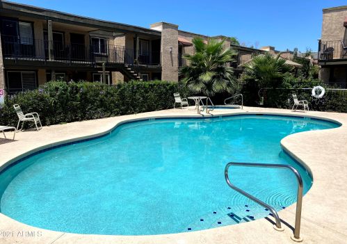 2228 Campbell Ave, Phoenix AZ  85015-4439 exterior