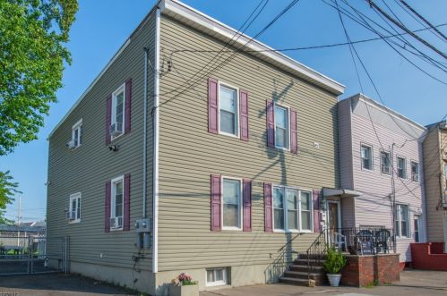 80 Heckel St, Belleville NJ  07109-1058 exterior