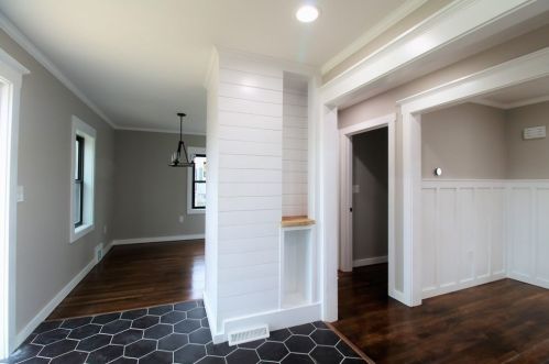 967 Wilbur Ave, Fall River MA  02725-2033 exterior