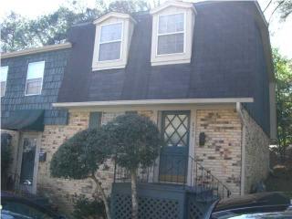 826 Vestavia Villa Ct, Birmingham, AL 35226-4011