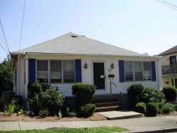 72 Wildwood Ave, Newton, MA 02460-1322