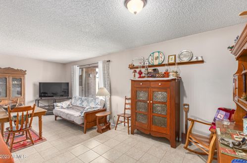 10052 42 Dr, Phoenix AZ 85053-5347 exterior