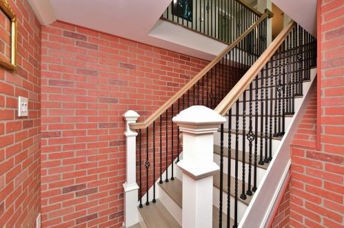 22 Eagle Hill Dr, Plymouth MA  02360-1908 exterior