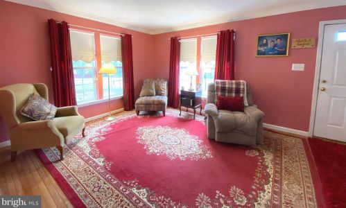 600 Sangreal Ct, West Deptford, NJ 08051-2272