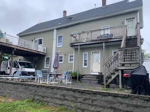 1122 Mammoth Rd, Dracut MA 01826 exterior