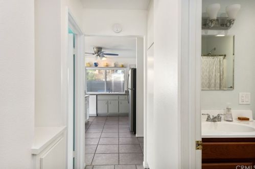 4042 Glenwood St, Irvine CA 92604-2223 exterior