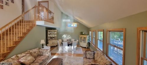 125 Upper Lakeview Ave, Skyline Lakes NJ  07456-2831 exterior