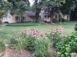 563 Bradley Rd, Cleveland OH  44140-1668 exterior