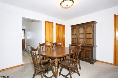 11 Van Rensselear St, Belleville NJ 07109-2911 exterior