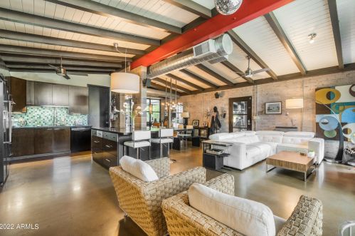 4028 45th St, Phoenix AZ 85044-6060 exterior