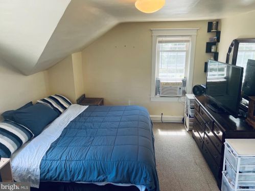 512 Pennsylvania Ave, West Deptford NJ 08063-1224 exterior