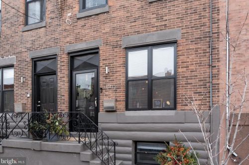 1212 Mckean St, Philadelphia, PA 19148-2208