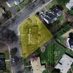 65 Elinor Rd, Newton MA  02461-1821 aerial view