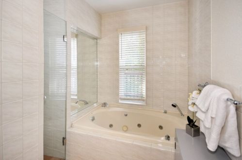 1188 Massachusetts Ave, Arlington MA 02476-4229 exterior