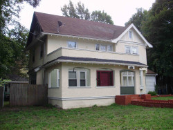 1776 Washington St, Newton, MA 02466-2807