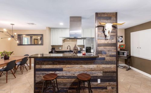 2345 Earll Dr, Phoenix AZ 85012-2632 exterior