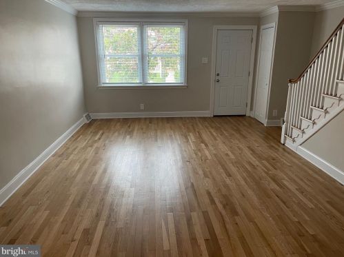 7230 Horrocks St, Philadelphia, PA 19149-1219