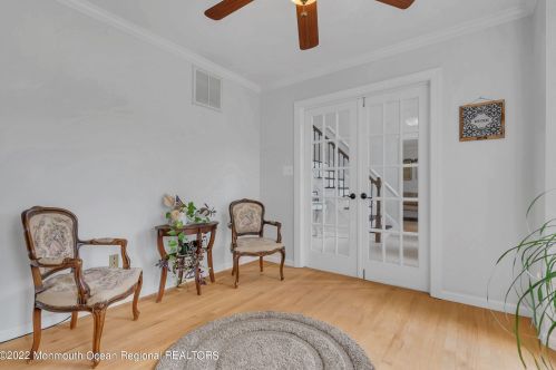 8 Bailey Ct, Jackson Twp NJ  08527-4459 exterior