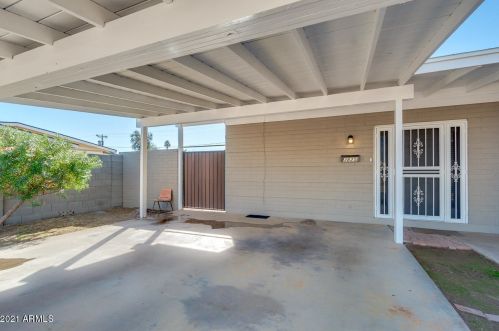 3825 Elm St, Phoenix AZ 85033-2112 exterior