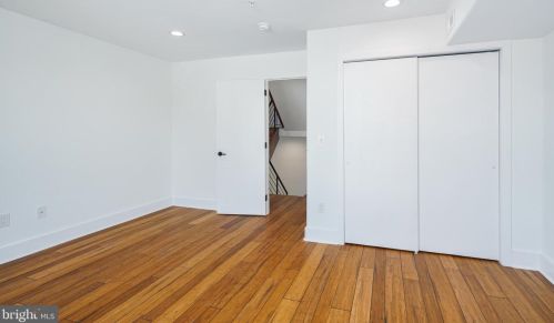 1813 6 St, Philadelphia PA 19140-4528 exterior