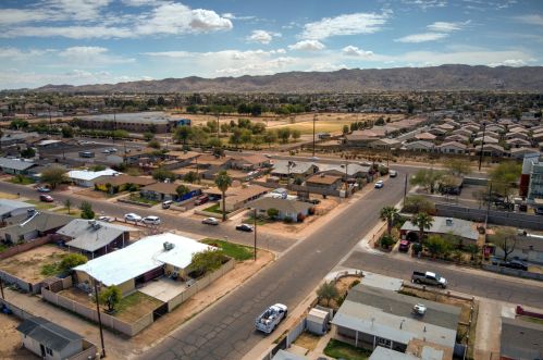 1831 Atlanta Ave, Phoenix AZ 85040-2620 exterior