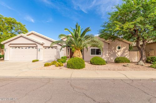 2559 Amberwood Dr, Phoenix, AZ 85048-9312