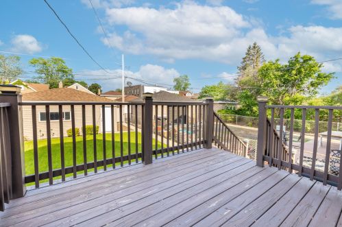 1907 Wenonah Ave, Forest View IL 60402-1666 exterior