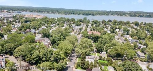 63 Tower Hl Dr, Tinton Falls NJ 07701-2473 exterior