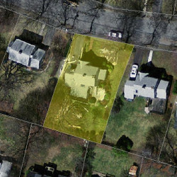 22 Farmington Rd, Newton MA  02465-1107 aerial view