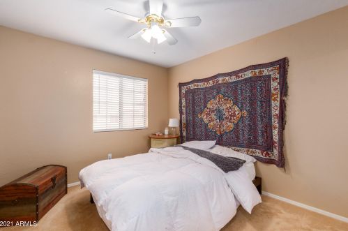 15221 14 Pl, Phoenix AZ 85014-5111 exterior