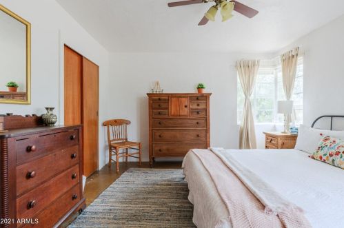 1631 Catalina Dr, Phoenix AZ 85018-7212 exterior