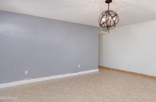 13222 37 Pl, Phoenix AZ 85050-8309 exterior