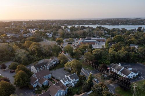 6 Munson Meeting, Chatham MA exterior