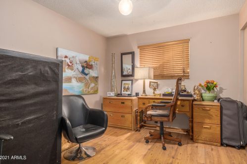 1036 Butler Dr, Phoenix AZ 85051-4742 exterior