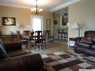 3510 Mariposa Rd, Huntsville, AL 35805-4919