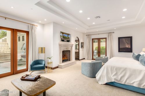 4450 54th St, Phoenix AZ 85018-1905 exterior